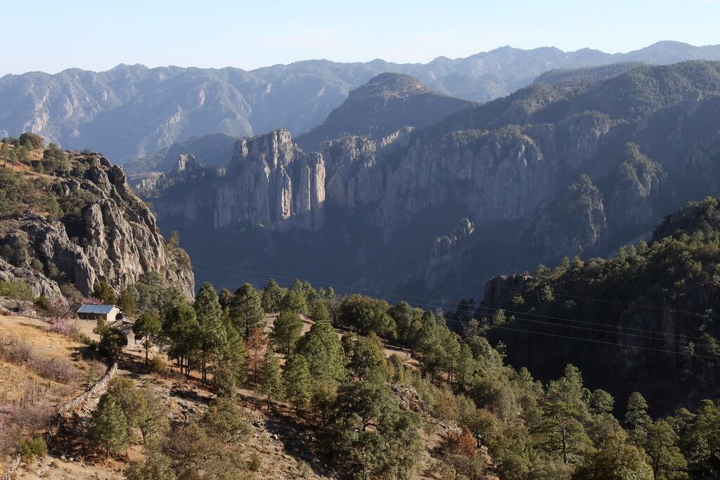 Copper Canyon & the Sierra Tarahumara Grandeur & Heritage LAC Geo